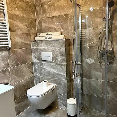 Zimmervermietung Mardino Hotel 3*