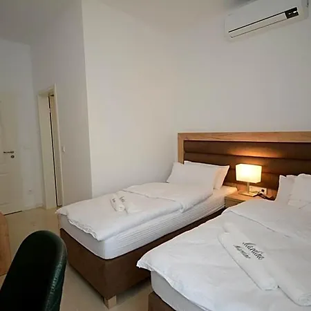 Zimmervermietung Mardino 3* Hanower